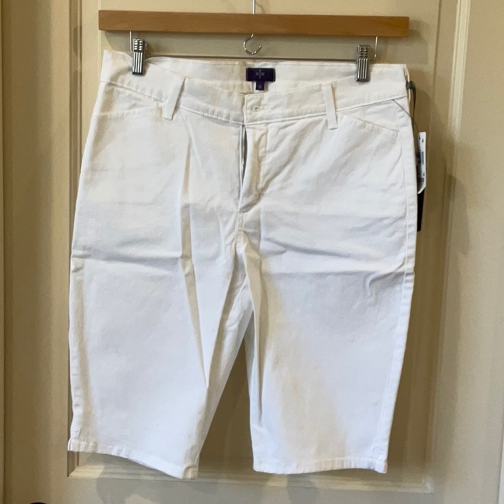 NWT NYDJ Bermuda shorts